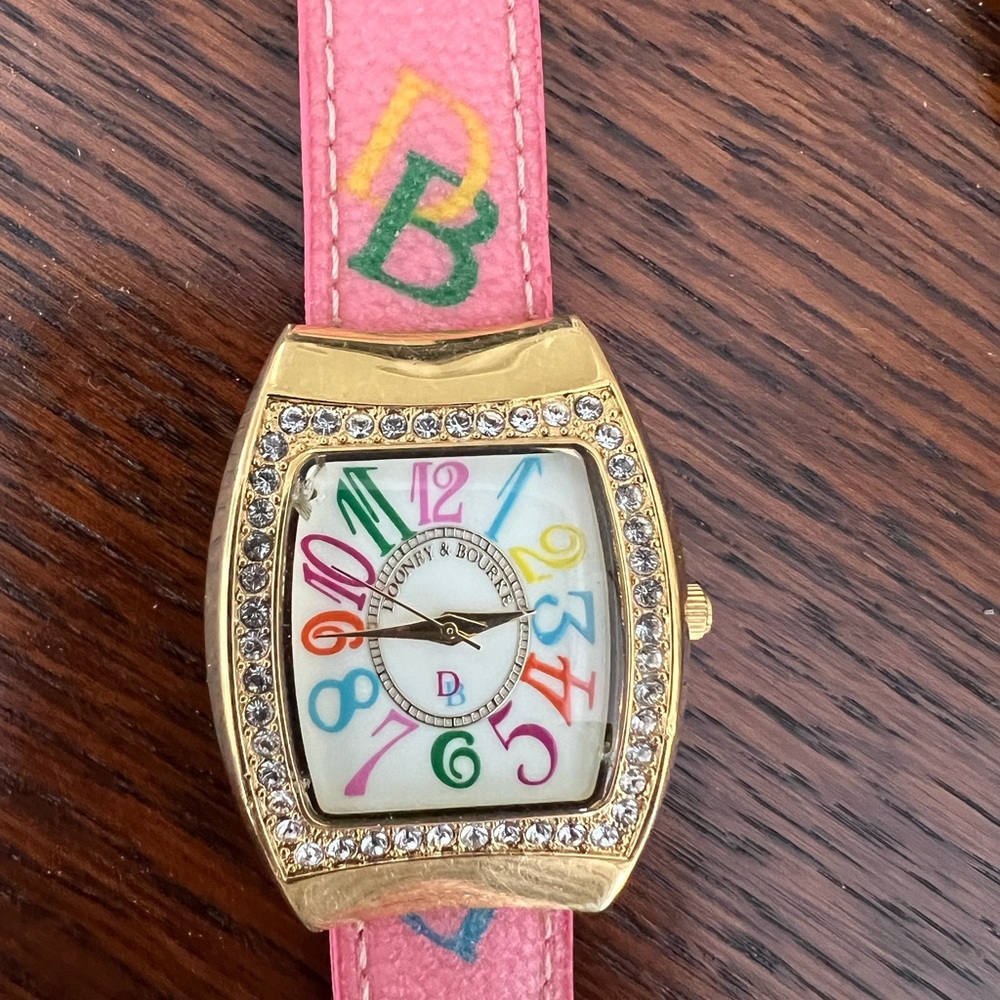 DB interchangeable strap watch